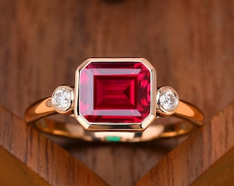 Emerald Cut Red Ruby Rings Vintage Solid 14K Yellow Gold Wedding Ring For Her Gemstone Anniversary Ring Three Stone Dainty Ring Promise Ring