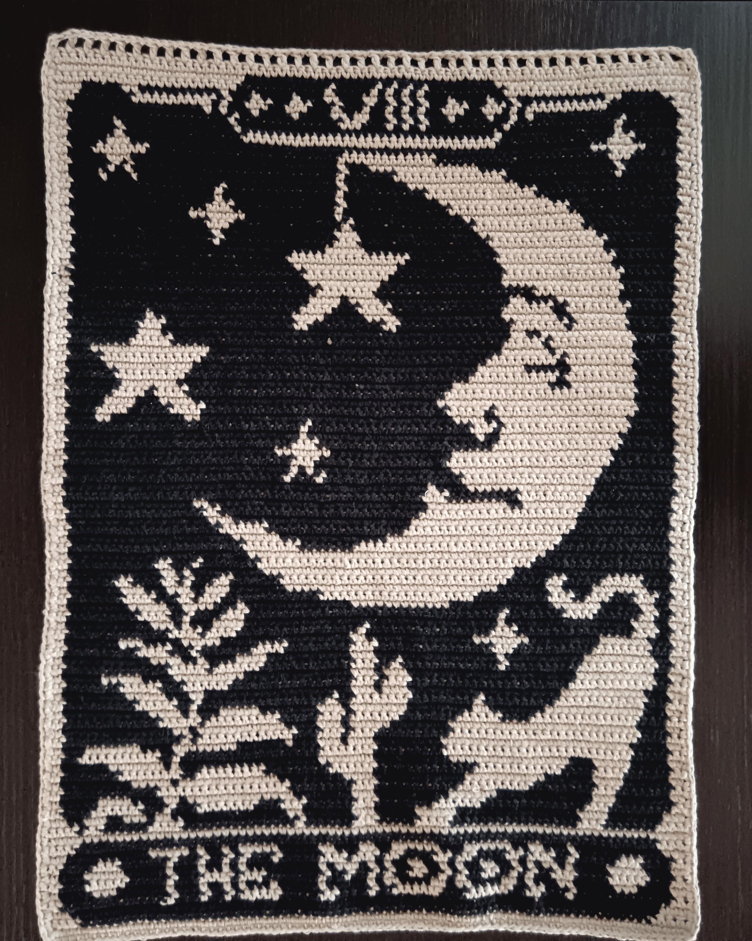 34 Witchy Crochet Patterns for Spooky, Celestial, and Gothic Makes 21 Crochet Pattern Tarot The Moon Wall Hanging Tapestry