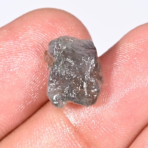 Elegant Top Quality Natural Kornerupine Rough Shape Loose Gemstone For Making Jewelry 7.25 Ct
