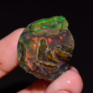 87.5 Ct. Top Grade Quality 100% Natural Welo Fire Ethiopian Opal Fancy Shape Oil Rough Loose Gemstone For Making Jewelry