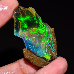 Opale éthiopienne Welo Fire 100% naturelle de qualité supérieure, de forme fantaisie, brute, en vrac, 46 carats, idéale pour la fabrication de bijoux.