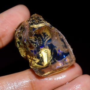 66,5 ct. Najwyższej jakości, 100% naturalny, etiopski opal o fantazyjnym kształcie, surowy, luźny kamień szlachetny do wyrobu biżuterii