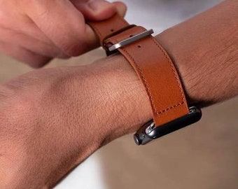 Classic Leather Strap, Apple Watch Strap