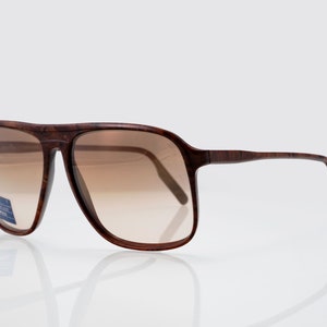 Serengeti vintage sunglasses, photochromic lens, made in Hong Kong, new old stock
