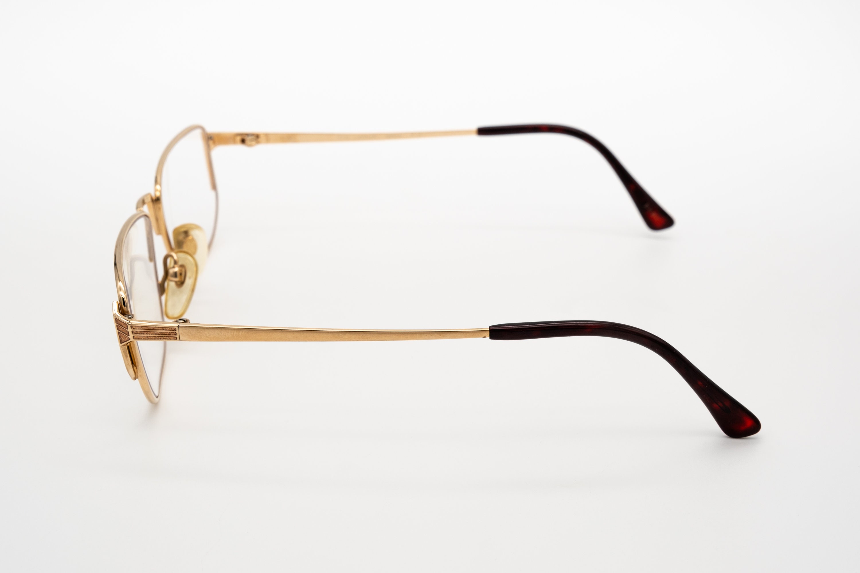 Hoya Collection Vintage Eyeglasses, Gold, Titanium-p, Aviator