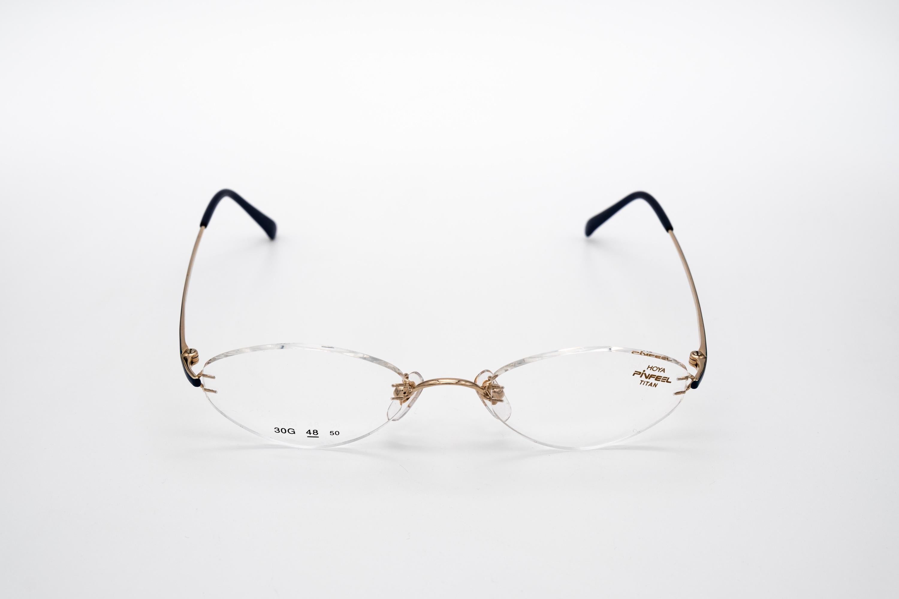 Hoya Pinfeel Vintage Eyeglasess, Titan, Oval, Rimless Optical
