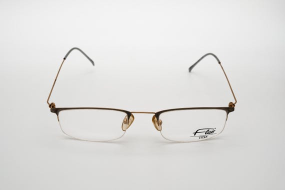 FLAIR GERMANY 眼鏡　フレーム　人気　チタン製　男女用　73 FLAIR GERMANY 眼鏡 フレーム 人気 チタン製 男女用 73