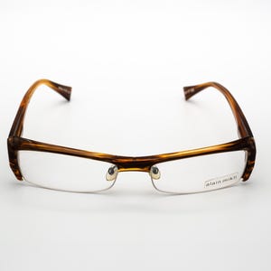 Vintage bril van Alain Mikli, honingbruin, rechthoekig optisch frame met halve rand gemaakt in Frankrijk, nieuwe oude voorraad