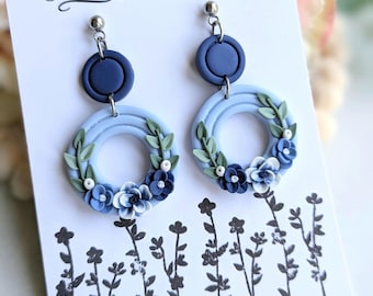 Blue floral earrings - botanical jewellery - hypoallergenic stainless steel findings - dainty flower jewellery