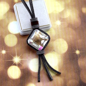 AAA+ Excellent Cut Natural Mystic Topaz Leather Necklace Rainbow Color 37Cts Natural Mystic Topaz from Ceylon Eye Catching Big Size Pendant