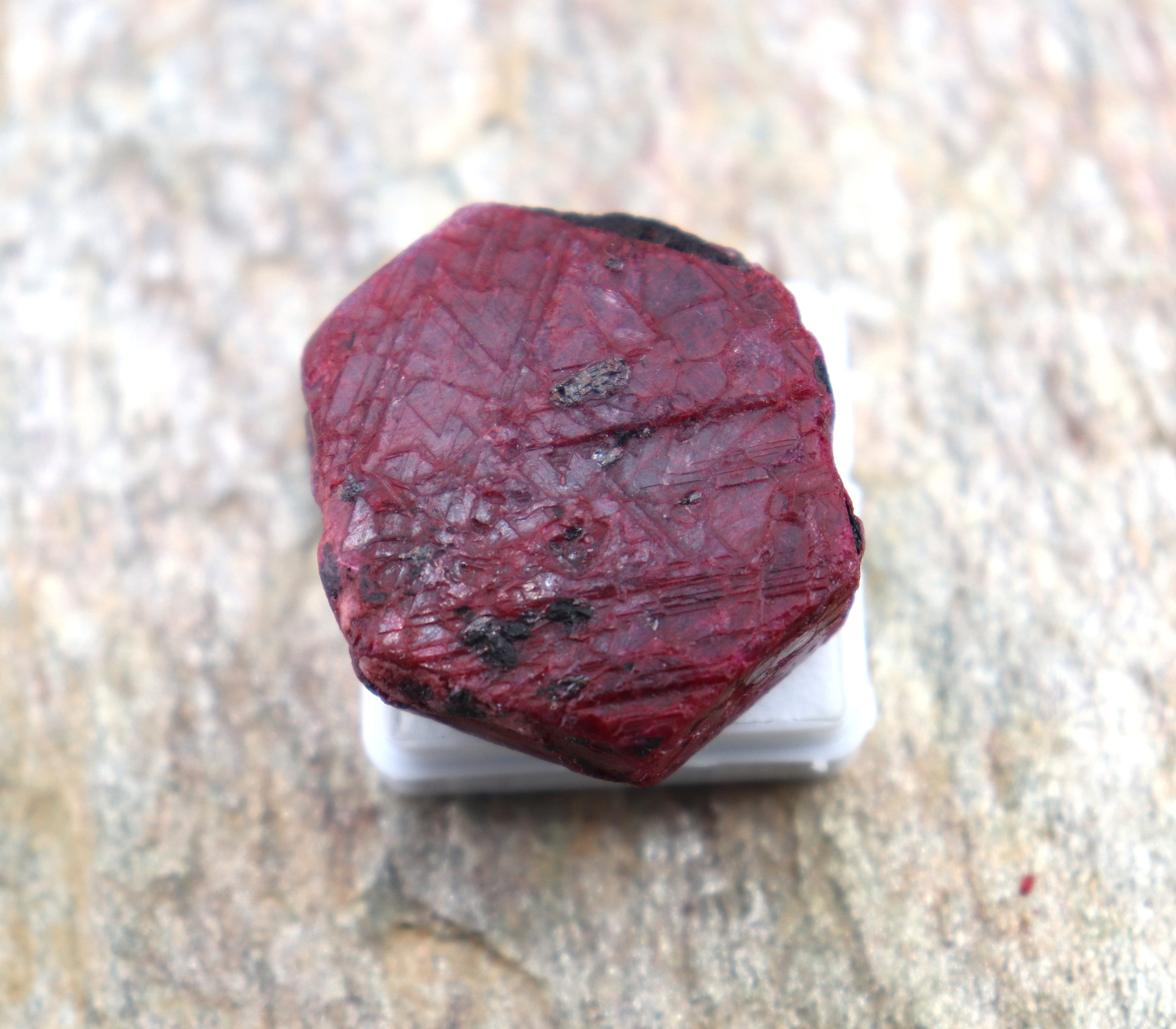 Real Ruby Crystal From Burma 226.40 Cts Raw Rough Stone Natural