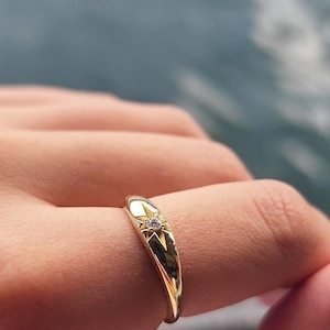 Gold Stacking Ring with North Star, Dainty Celestial Jewelry, Starburst Ring, Real Gold Compass Ring, Nautical Star Unisex Ring, Silver Ring