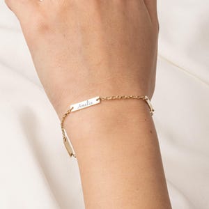 Personalized 14k Gold Nameplate Bracelet: Engraved Family Keepsake