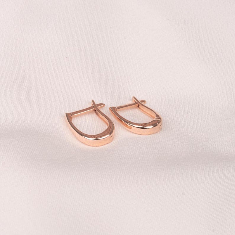 Oval Hoops Earrings, 14K Solid Gold Dangle Earrings, Oval Gold Hoop