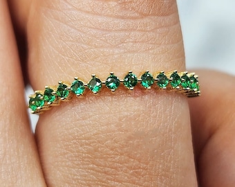 Half Infinity Emerald Gold Ring, Green  Emerald Stackable Wedding Jewelry, Gold Rings for Women, Green Gem Band, Infinity Gold Ring for Wife