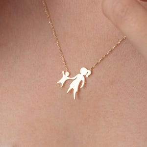 Child and Mom Gold Necklace, Name Family Necklace, Personalized Nameplated Necklace, Necklace for Family Names, Engraved Kids Name Necklace