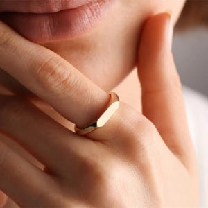 Personalized Engraved Signet Ring, Custom Signet Ring for Men Women,  Gold Pinky Ring, Initial and Monogram Ring, Engraved Name Date Ring