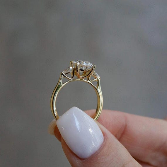 2CT Oval Pear Three Stone Ring Moissanite Diamond Engagement Ring 14k Solid Gold Oval Trilogy Ring Proposal Ring Promise Gift Ring For her