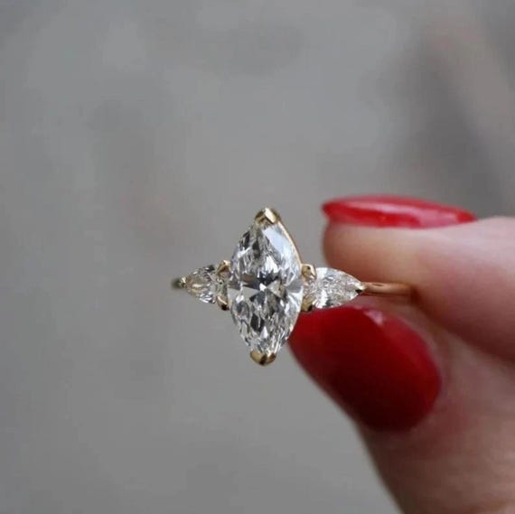 2CT Marquise & Pear Cut Moissanite Three Stone Wedding Ring Gorgeous 6 Claws Anniversary Gift / Hybrid Iced Out Marquise Cut Trilogy
