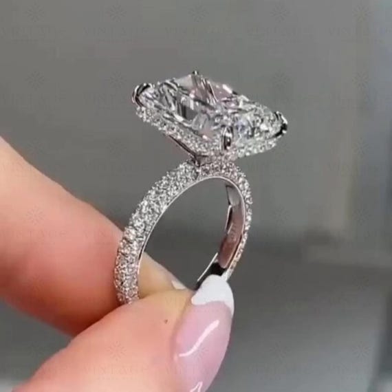 4CT Radiant Cut Moissanite Engagement Ring 14K Solid Gold Hidden Halo Solitaire Ring Promise Ring 4-Prong Ring Proposal Gift For Girlfriend