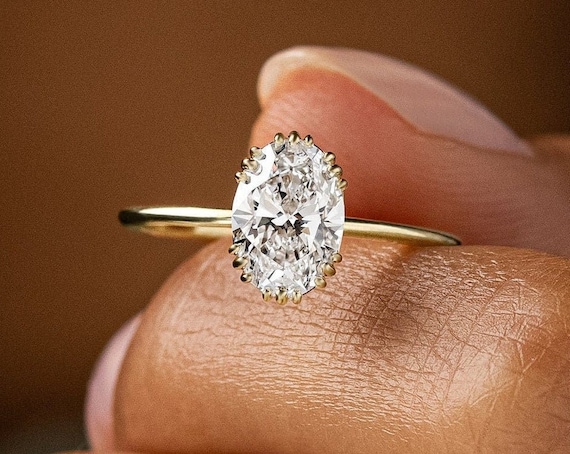 2CT Claw Prong Setting Solitaire Oval Cut Engagement Ring 18k Solid Gold Oval Solitaire Wedding Ring Oval Solitaire Anniversary Ring For Her