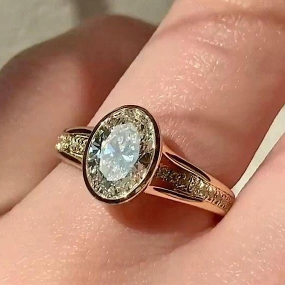 Round Moissanite Engagement Ring Starburst Round Engagement Ring Sunburst Wedding Ring 14K Solid Gold Promise Ring Anniversary Gift Ring