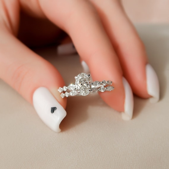 1 Ct Oval Cut Engagement Ring Set, Alternating Diamonds Wedding Ring Set, Dainty Bridal Set, 18k White Gold Wedding Ring, Promise Ring Sets