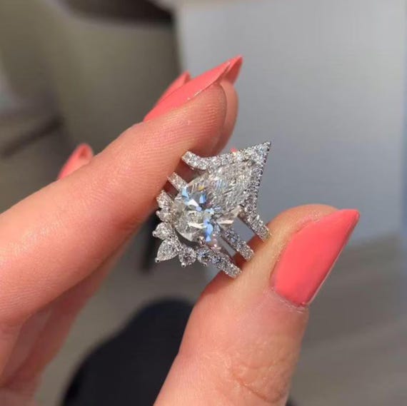 3CT Pear Cut Moissanite Ring Set | Hidden Halo 14K White Gold Bridal Rings | Elegant Engagement & Promise Ring for Her | Unique Jewelry