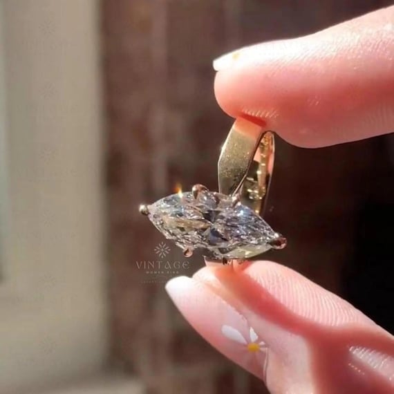2.5 CT Marquise Cut Moissanite Diamond Ring Marquise Cut Engagement Ring 14K Solid Gold Solitaire Wedding Proposal Ring Gift For Girlfriend