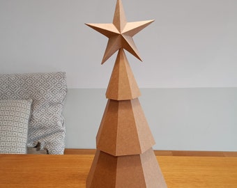 WEIHNACHTSBAUM-Vorlage. DIY-Pläne für die Herstellung eines Weihnachtsbaums aus Pappe