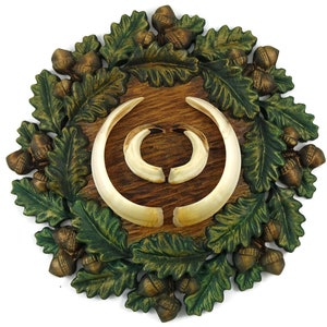 Wooden Base Shield Trophy Wood Carving Mounting Plaque For Wild Boar Tusks