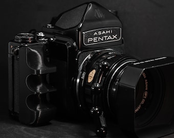 Pentax 67 (6x7) Ergonomic Hand Grip