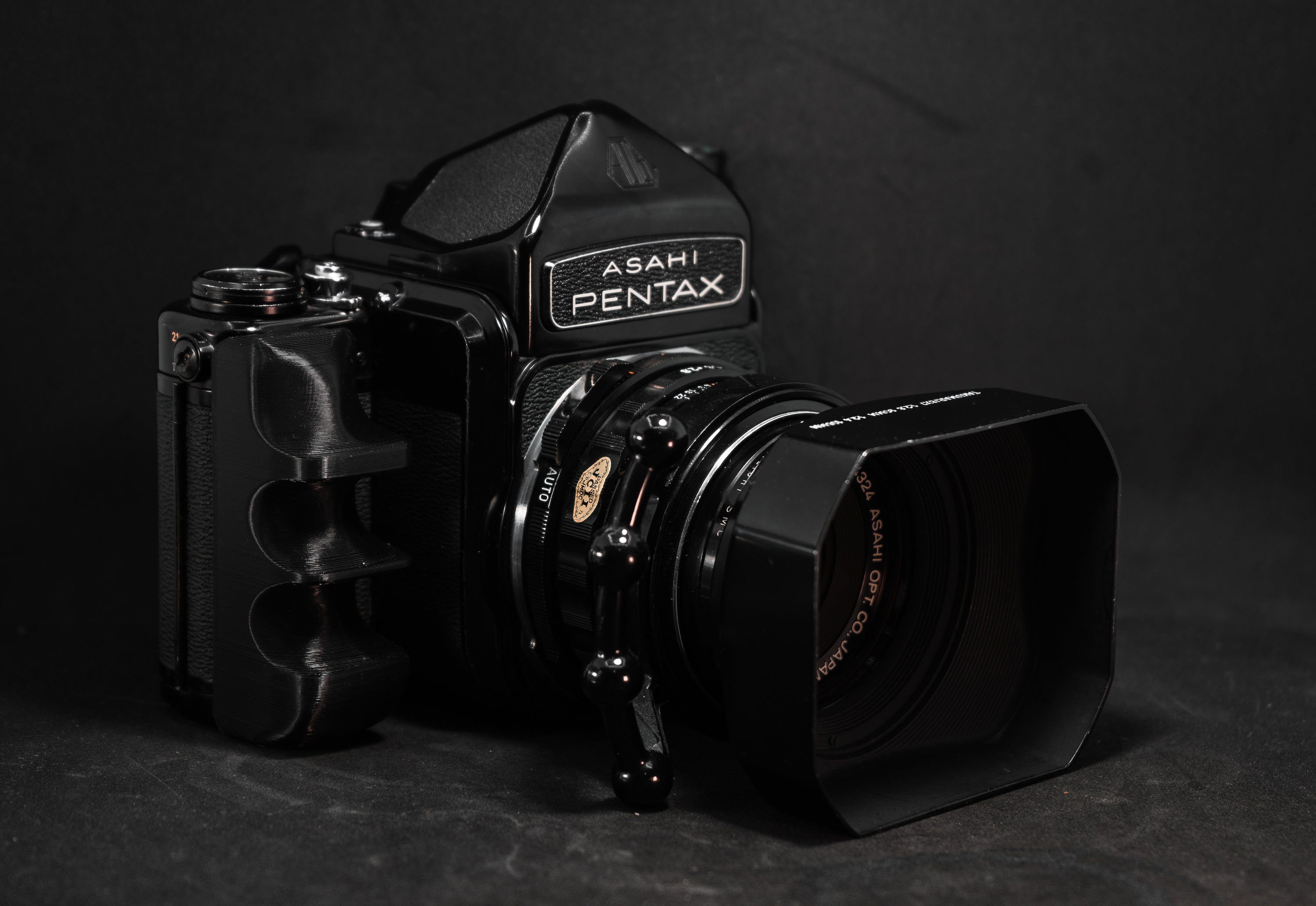 Pentax 67 (6x7) Ergonomic Hand Grip - Etsy Canada