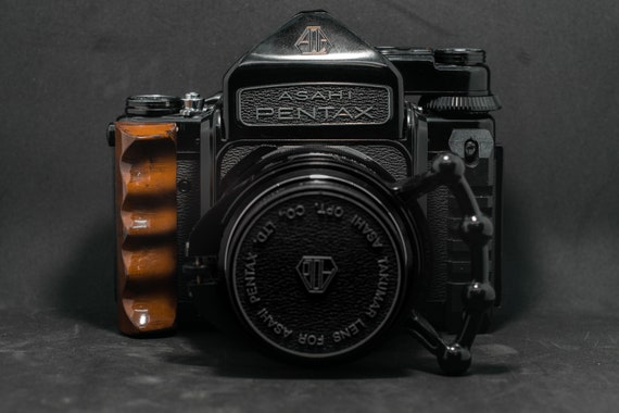 Pentax 67 (6x7) Hand Grip Premium Finish Medium-large - Etsy Canada