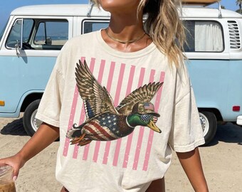 4th of July Mallard Duck Shirt Vintage Patriotic Hunting Tee Retro USA Country Graphic Tshirt Comfort Colors America Shirt Country Girl Tee