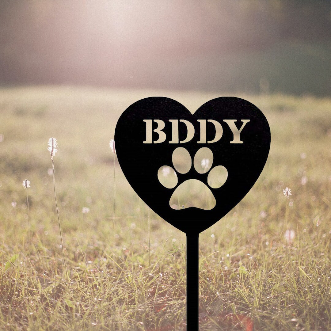 Custom Dog Garden Stake Sign Dog Garden Stake With Heart and Etsy