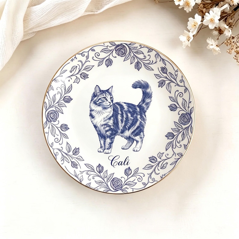 Plato personalizado con retrato vintage de mascota, plato de cerámica con nombre personalizado, bandeja para joyas con borde floral, regalo de recuerdo para amantes de las mascotas imagen 3