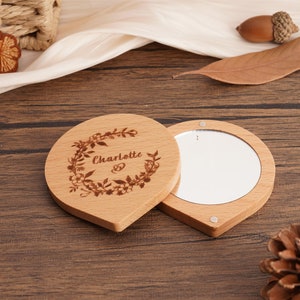 Miroir de maquillage pour femme de poche en bois personnalisé fait main, Petit miroir, Miroir portable, Miroir de beauté rotatif, Magnétique portable, Cadeau pour maman image 2