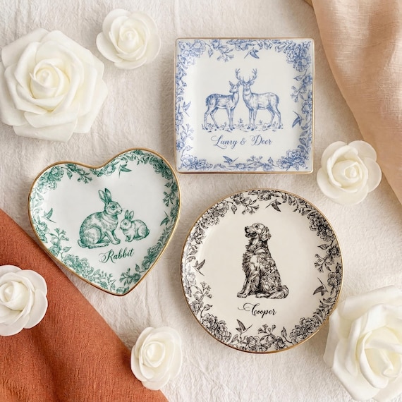 Personalized Vintage Pet Portrait Plate, Custom Name Ceramic Dish, Floral Border Jewelry Tray, Pet Lover Keepsake Gift