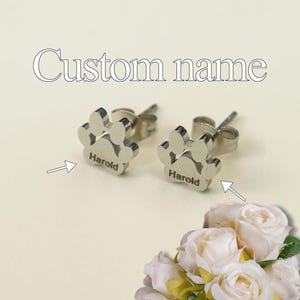 Custom Engraved Paw Print Name Earrings,Personalized Earrings,Custom Pet Jewelry,Pet Memorial Gift,Pet Remember Earrings,Gift for Pet Lovers