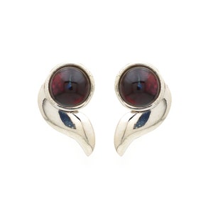 Natural Curvy Garnet Sterling Silver 925 Stud Earring, Curvy Garnet Earring, Gift For Her,Mother,Wife, Handmade Earring January Birthstone