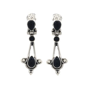 Pendientes de plata de ley con forma de lágrima y piedras preciosas