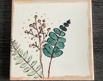 Floral Ceramic Trivet: Decorative Kitchen Serveware