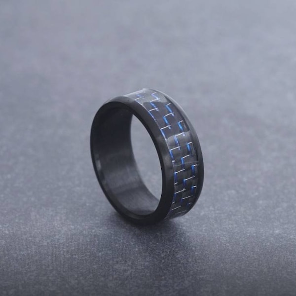 Bague pour hommes en acier 316L noir brillant et carbone bleu Marque PHEBUS