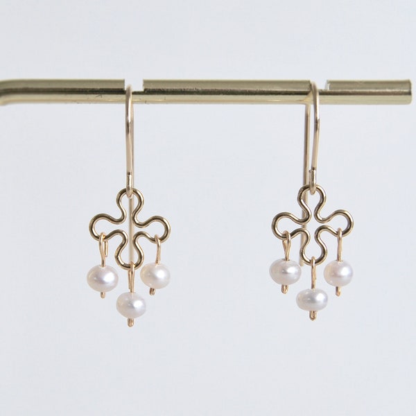 QUATREFOIL & PEARLS chandelier dangle earrings, small dainty modest earrings, 14k gold fill, clover, bridal, wedding, gift for her
