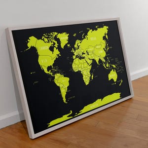Neongrün und Gelb Weltkarte Printable | Ländernamen | Digitaler Download | Bis zu 100 x 130 cm | Maison Maps Plakatkunst