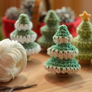 Crochet Pattern: Mini Christmas Tree - Etsy