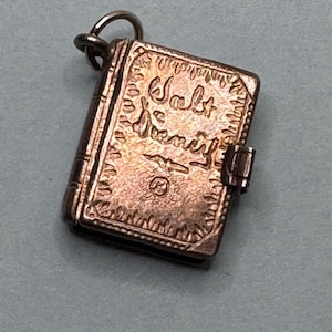 Rare Walt Disney Snow White and the Seven Dwarves Book Charm with Real Pages