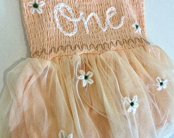 Custom TuTu Bubble- Hand Embroidered Name Bubble, Baby Name Outfit, Baby Name Romper, Baby “ONE” outfit, First Birthday, New Baby