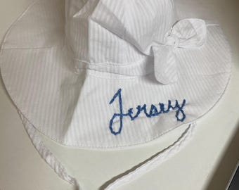 Personalized Baby Sun Hat: Embroidered Cotton Bucket Hat